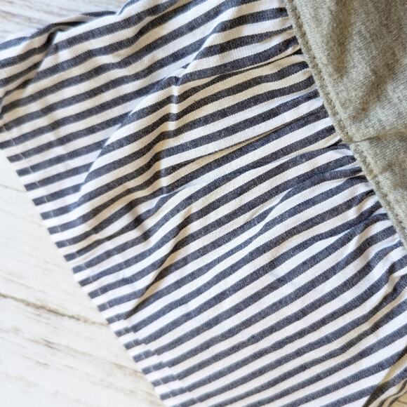 Como Blu Gray Top with Stripe Statement Sleeves sz Medium New - Picture 2 of 6